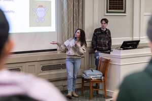 It its Monday meeting, Syracuse University’s Student Association officially announced the details for its first annual Green Innovation Competition. The initiative will promote and award student sustainability research proposals in April.